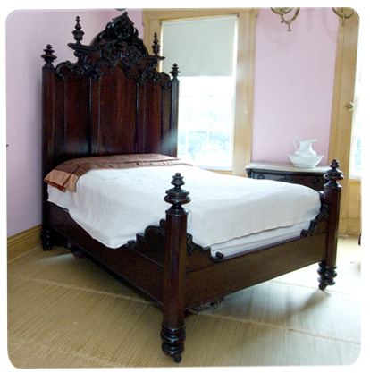 Hamilton Gamble Bed